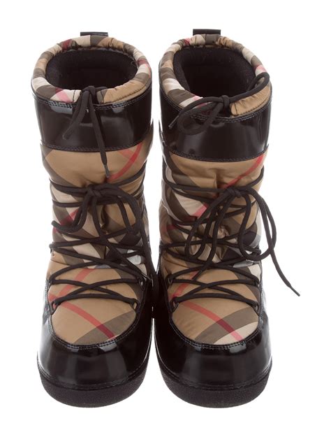 burberry snow boots mens|bloomingdale's Burberry shoes.